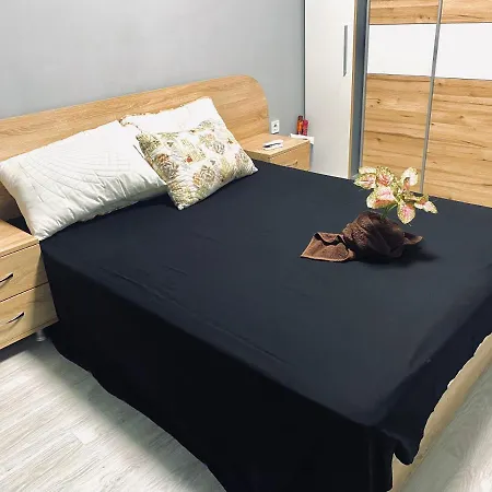 Vanilla Ice Apartment *
