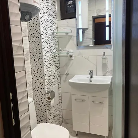 Vanilla Ice Apartment *