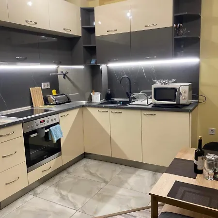 Apartment Vanilla Ice *