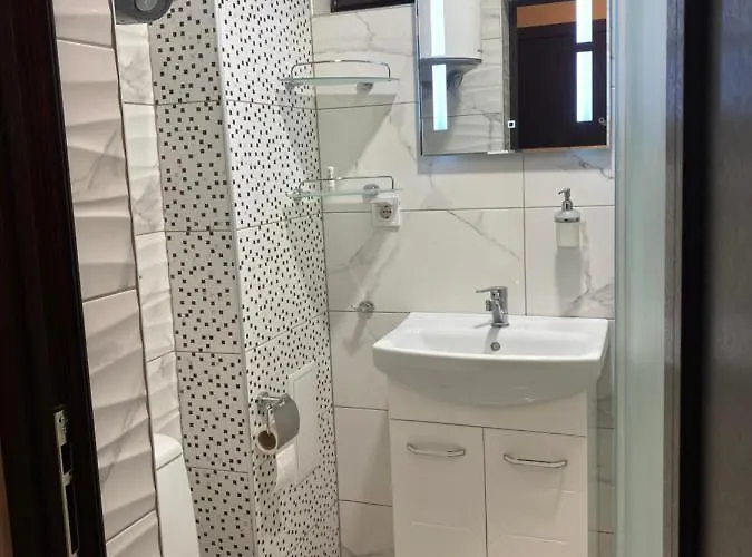 Vanilla Ice Apartment *